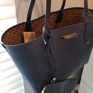 Reversible Michael Kors Tote